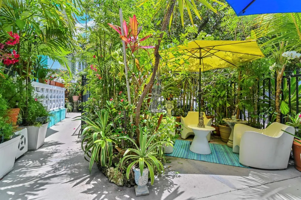 1035 Meridian Avenue #5 Miami Beach, FL 33139