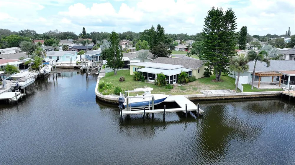 303 MORNINGSIDE DRIVE Palm Harbor, FL 34683