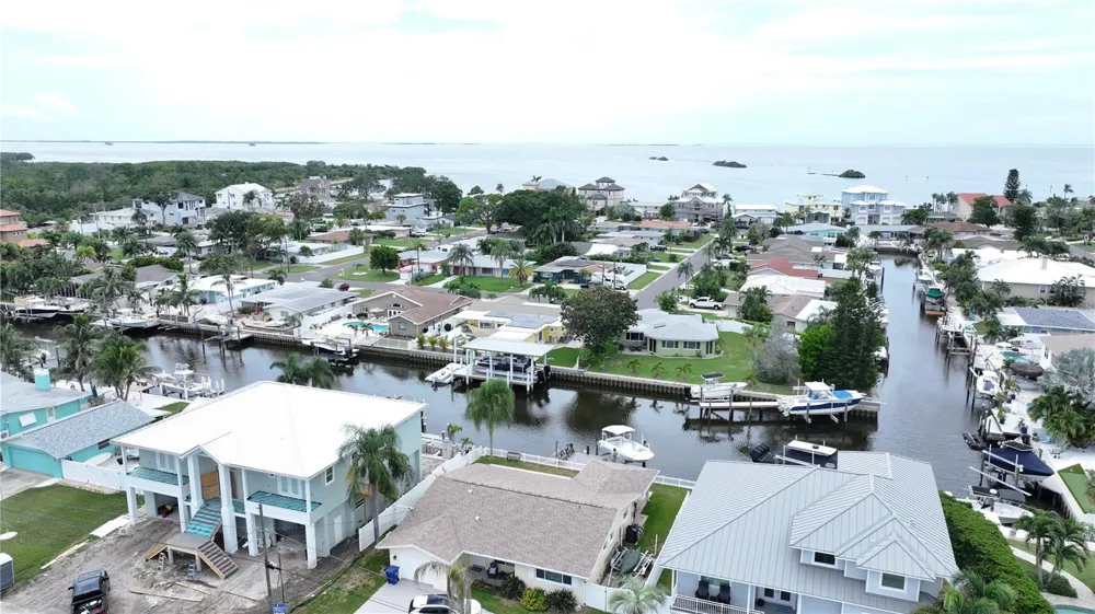 303 MORNINGSIDE DRIVE Palm Harbor, FL 34683