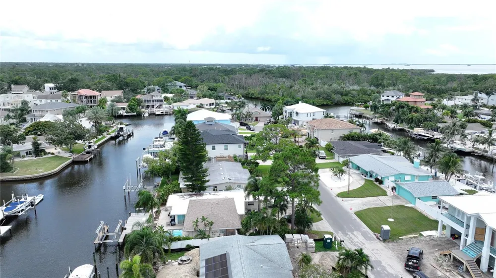 303 MORNINGSIDE DRIVE Palm Harbor, FL 34683
