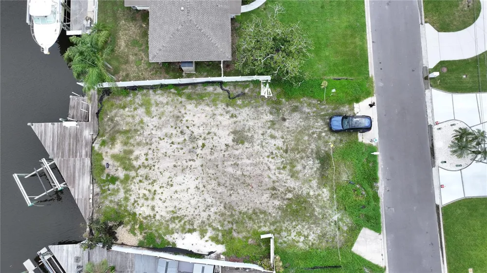 303 MORNINGSIDE DRIVE Palm Harbor, FL 34683