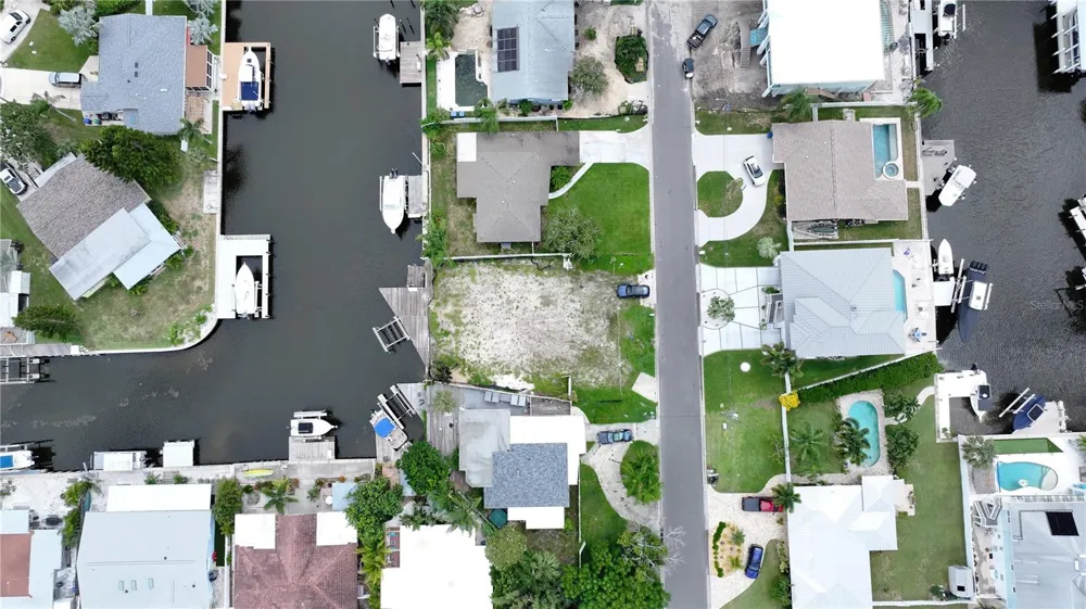 303 MORNINGSIDE DRIVE Palm Harbor, FL 34683