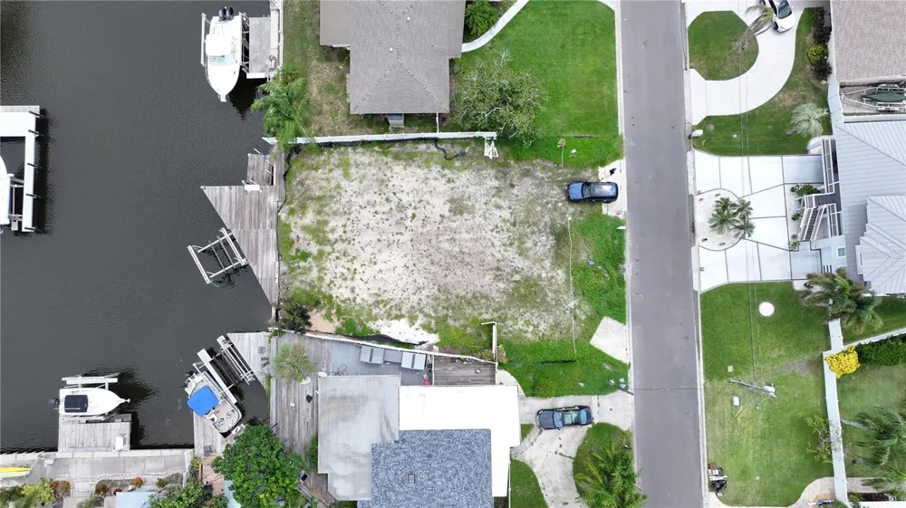 303 MORNINGSIDE DRIVE Palm Harbor, FL 34683