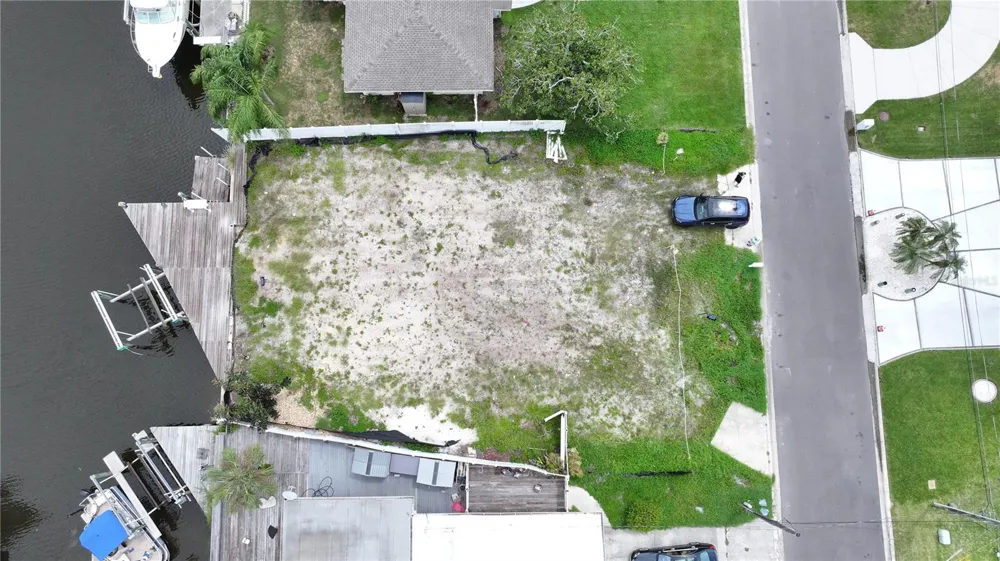 303 MORNINGSIDE DRIVE Palm Harbor, FL 34683