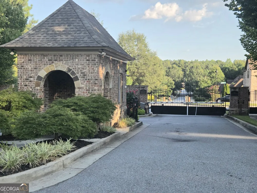 264 Learwood LN Atlanta, GA 30349