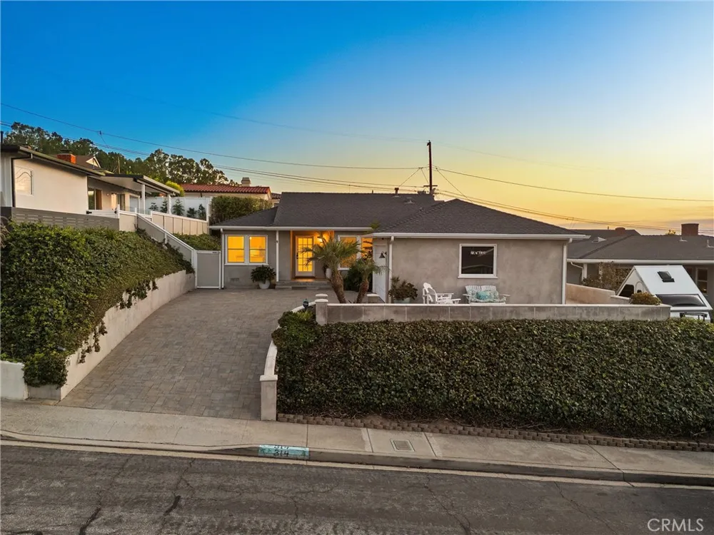 314 Via San Sebastian Redondo Beach, CA 90277