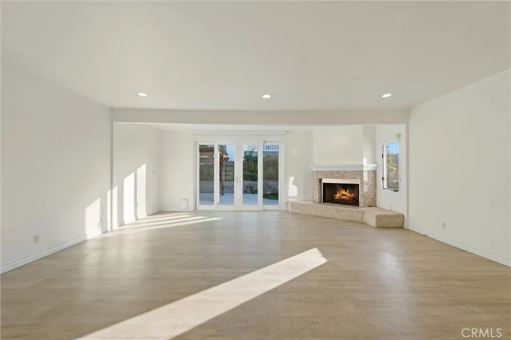 314 Via San Sebastian Redondo Beach, CA 90277
