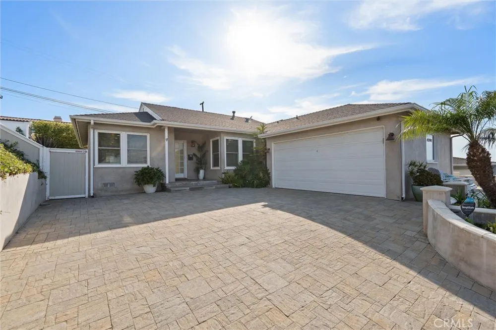 314 Via San Sebastian Redondo Beach, CA 90277