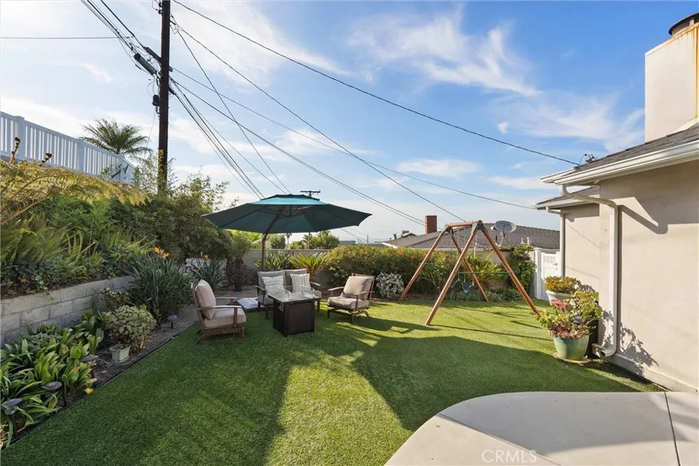 314 Via San Sebastian Redondo Beach, CA 90277