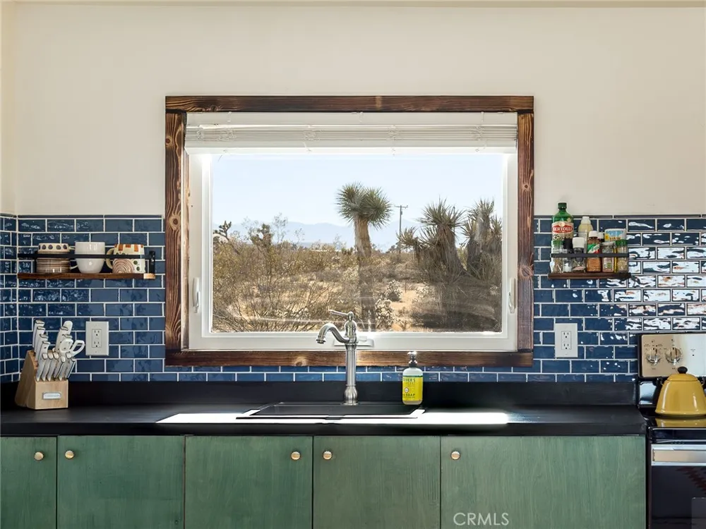 3120 Hilton Avenue Yucca Valley, CA 92284