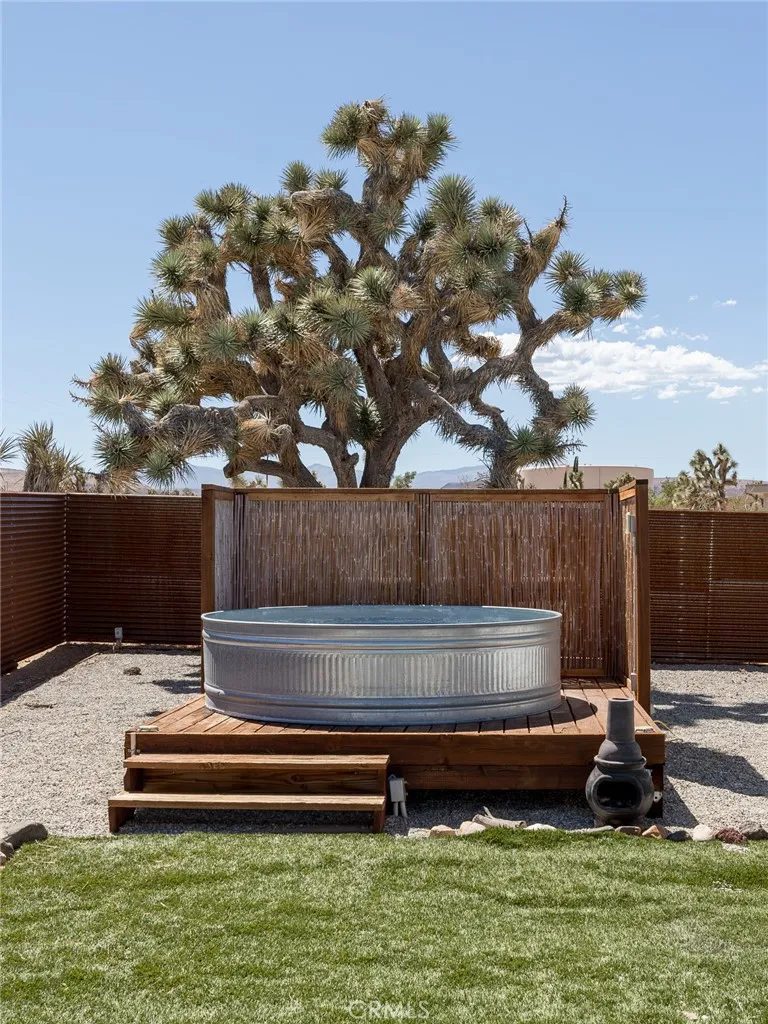 3120 Hilton Avenue Yucca Valley, CA 92284