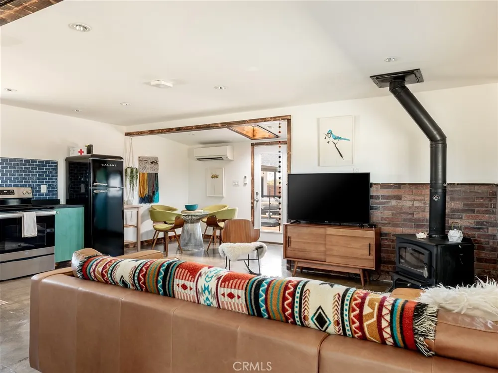 3120 Hilton Avenue Yucca Valley, CA 92284