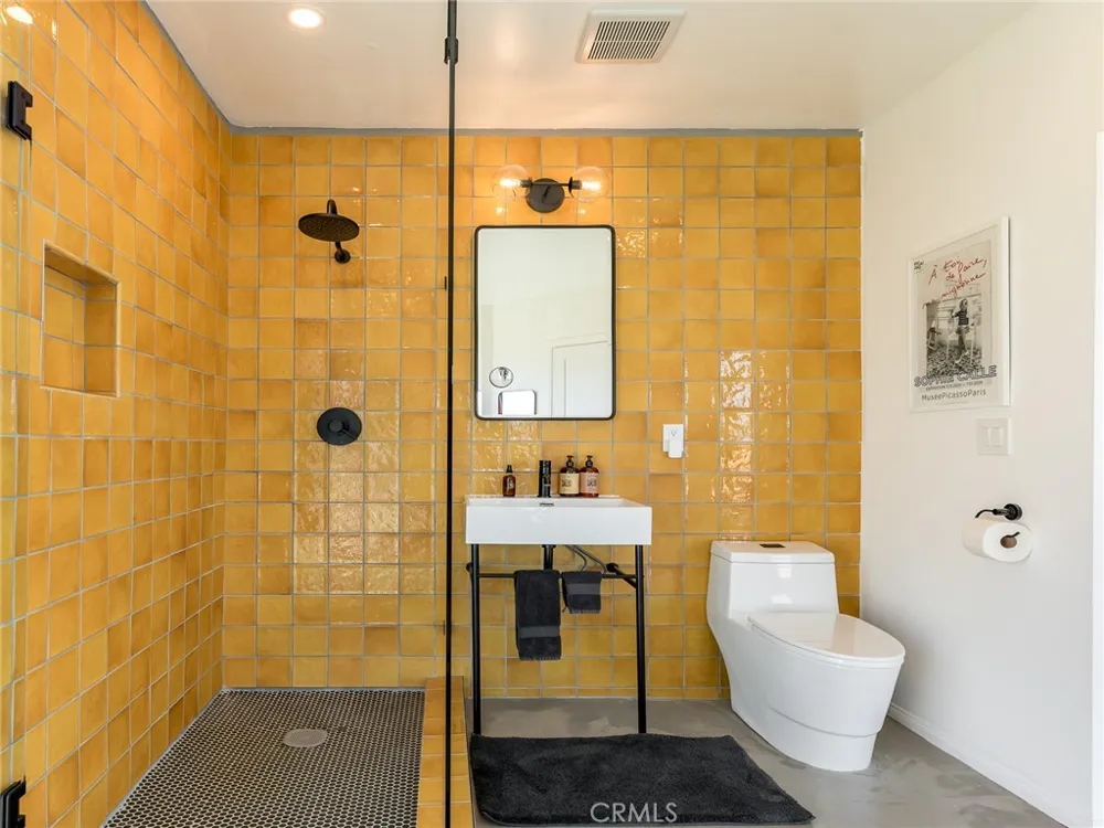 3120 Hilton Avenue Yucca Valley, CA 92284