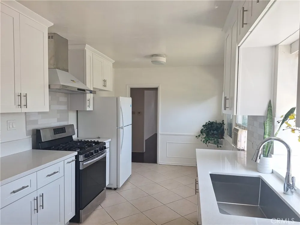 9637 Ancourt Arcadia, CA 91007