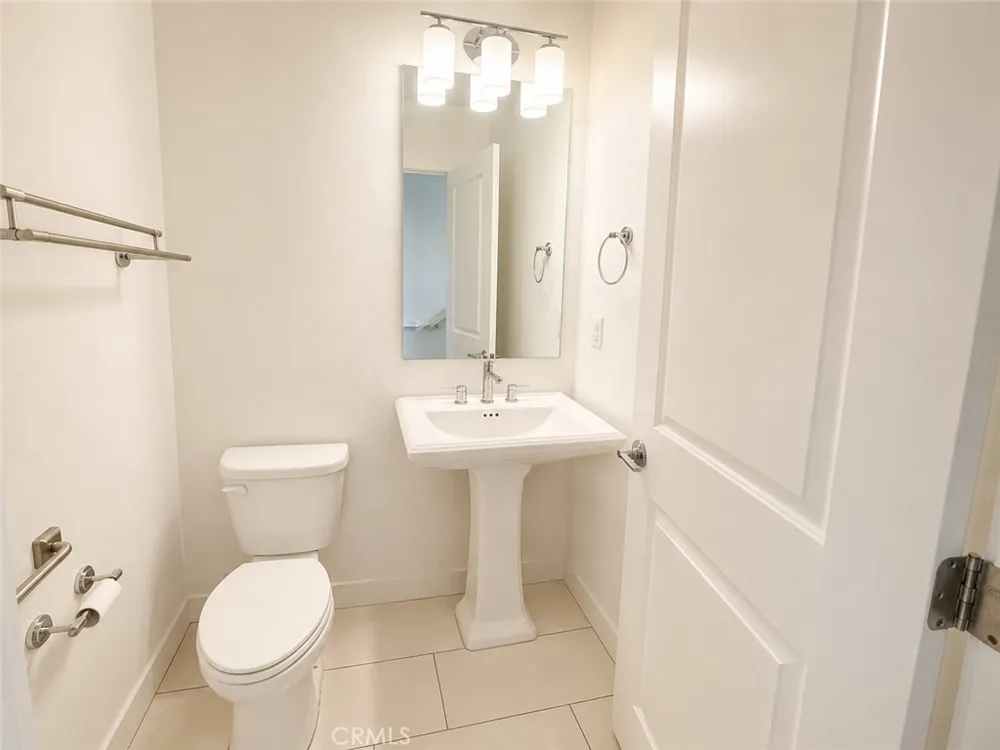 312 Magnet Irvine, CA 92618