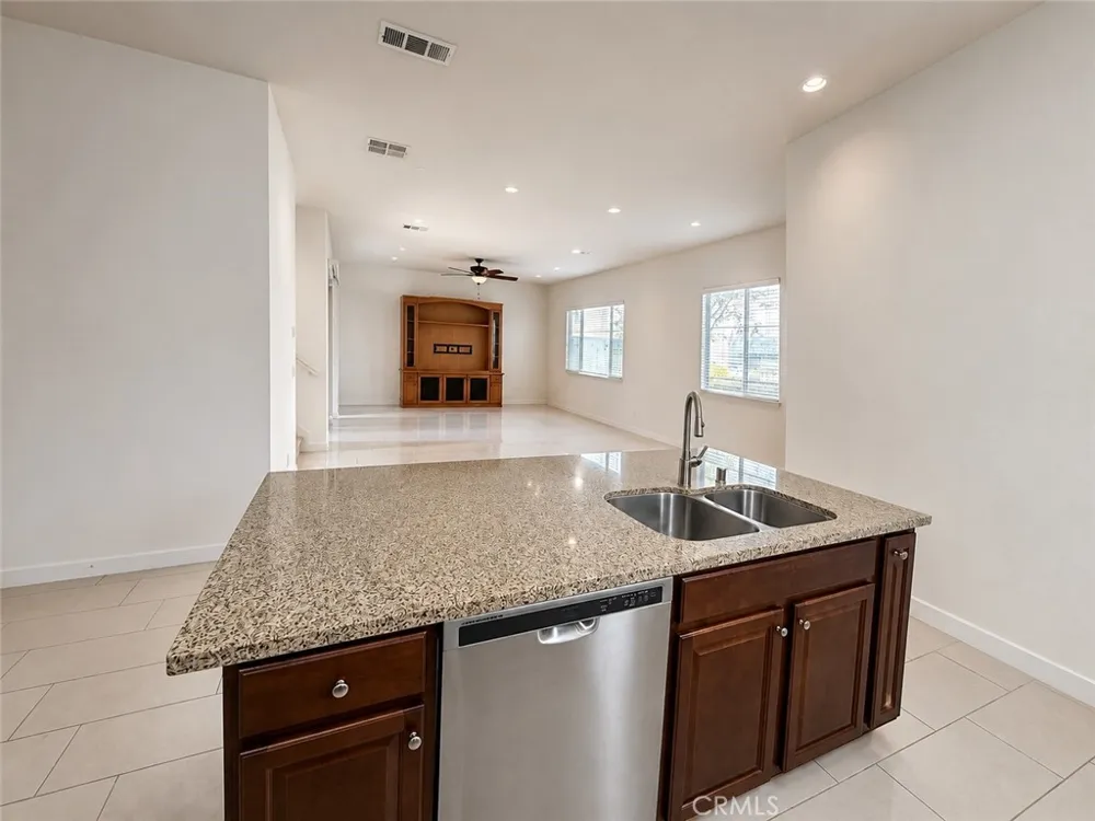 312 Magnet Irvine, CA 92618