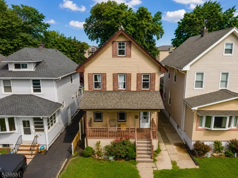 911 Jersey Ave Elizabeth City, NJ 07202
