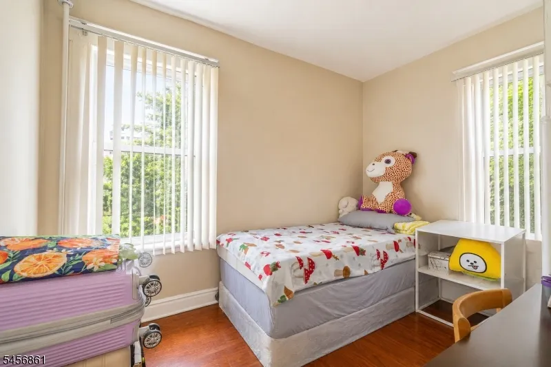 911 Jersey Ave Elizabeth City, NJ 07202
