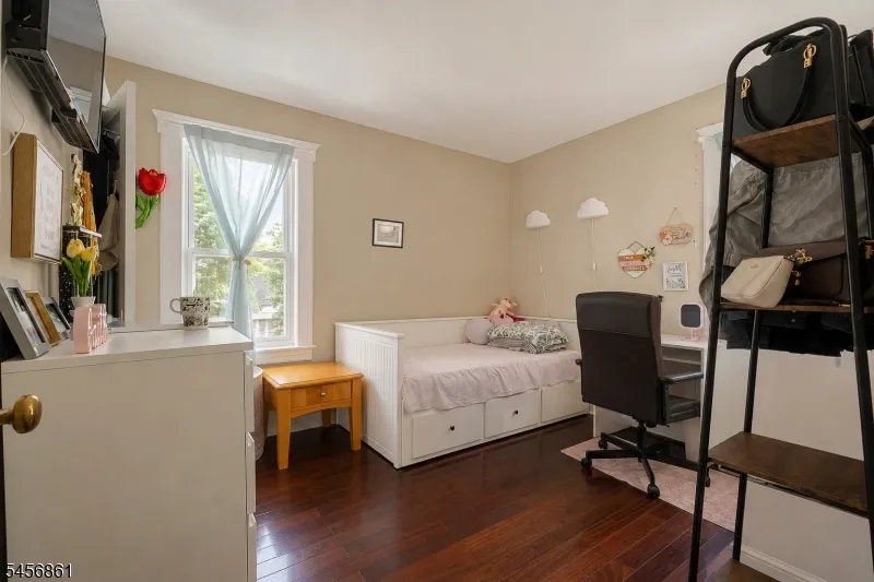 911 Jersey Ave Elizabeth City, NJ 07202