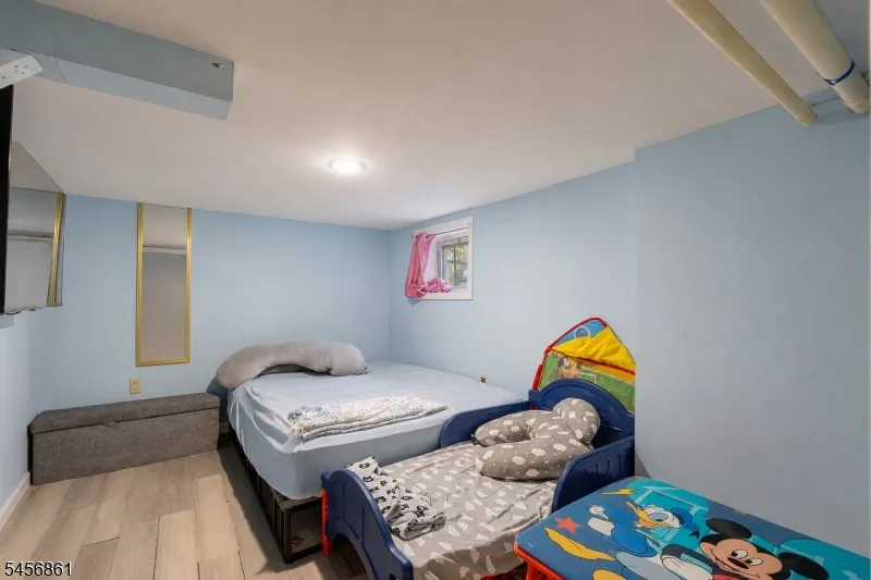 911 Jersey Ave Elizabeth City, NJ 07202