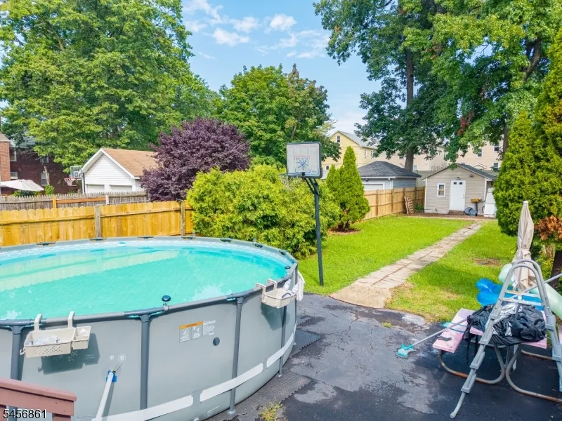 911 Jersey Ave Elizabeth City, NJ 07202