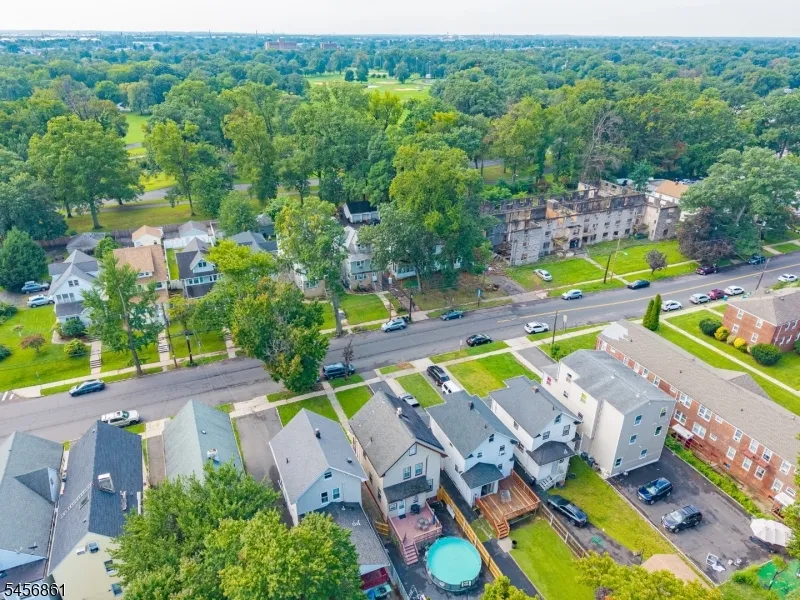 911 Jersey Ave Elizabeth City, NJ 07202