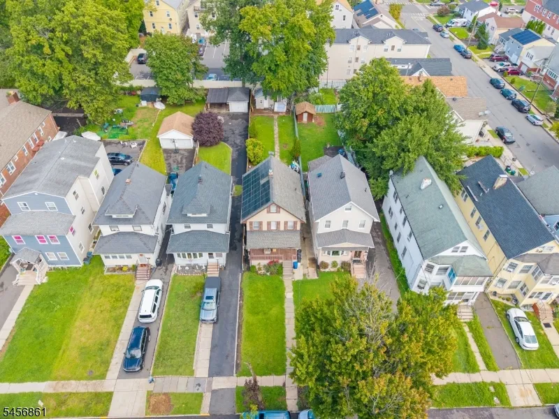 911 Jersey Ave Elizabeth City, NJ 07202