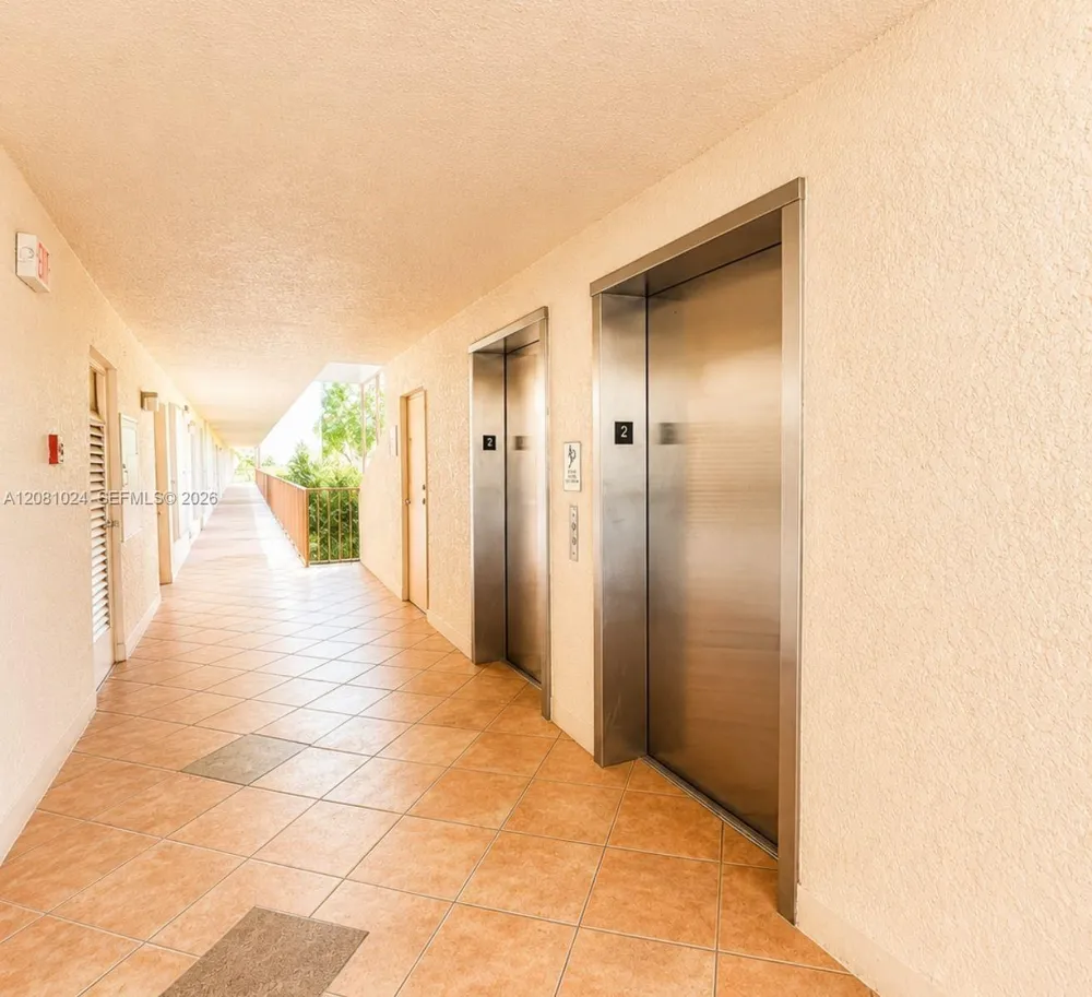 14575 Bonaire Blvd #204 Delray Beach, FL 33446