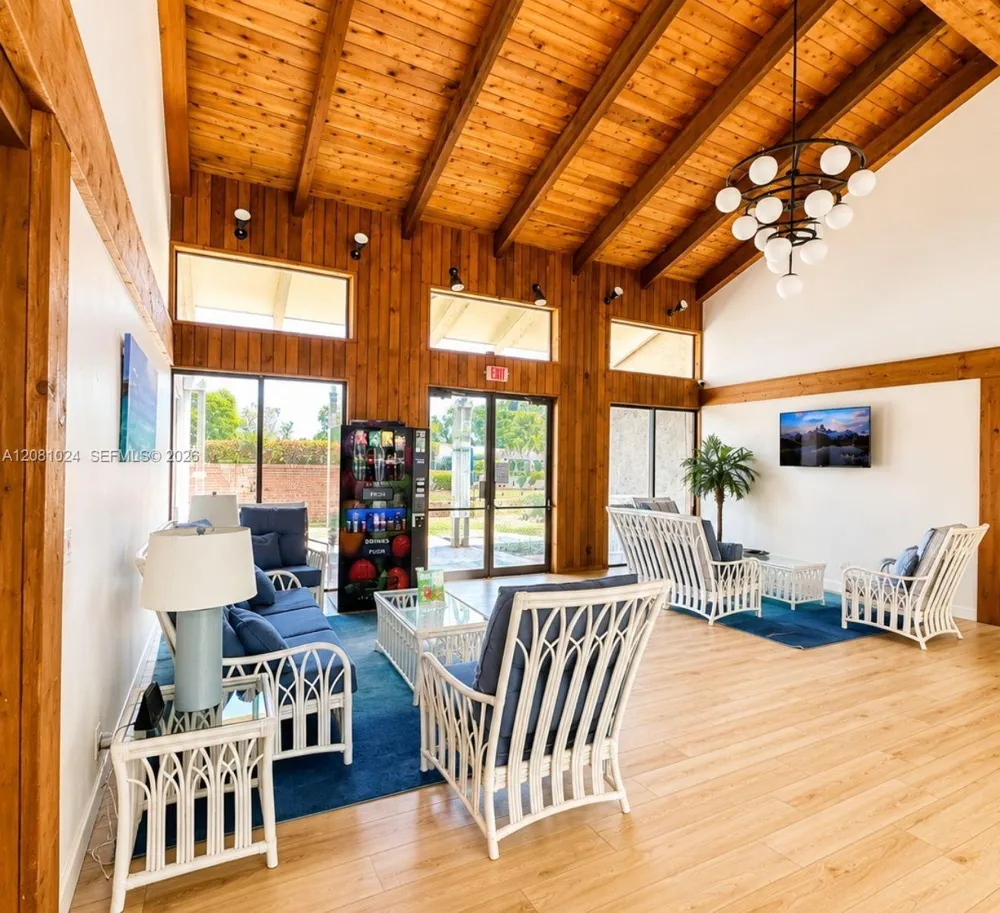 14575 Bonaire Blvd #204 Delray Beach, FL 33446