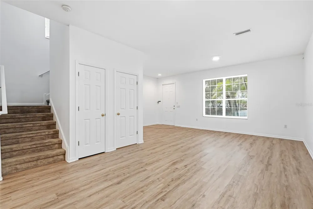 12725 SUNLAND COURT Tampa, FL 33625