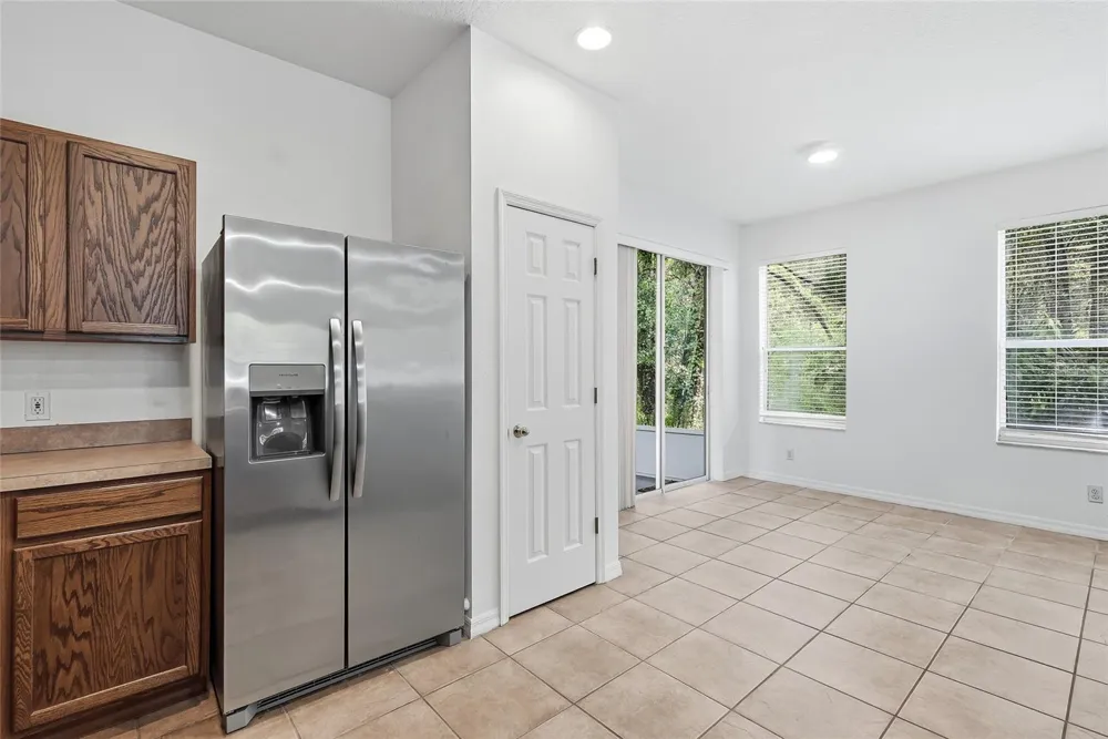 12725 SUNLAND COURT Tampa, FL 33625