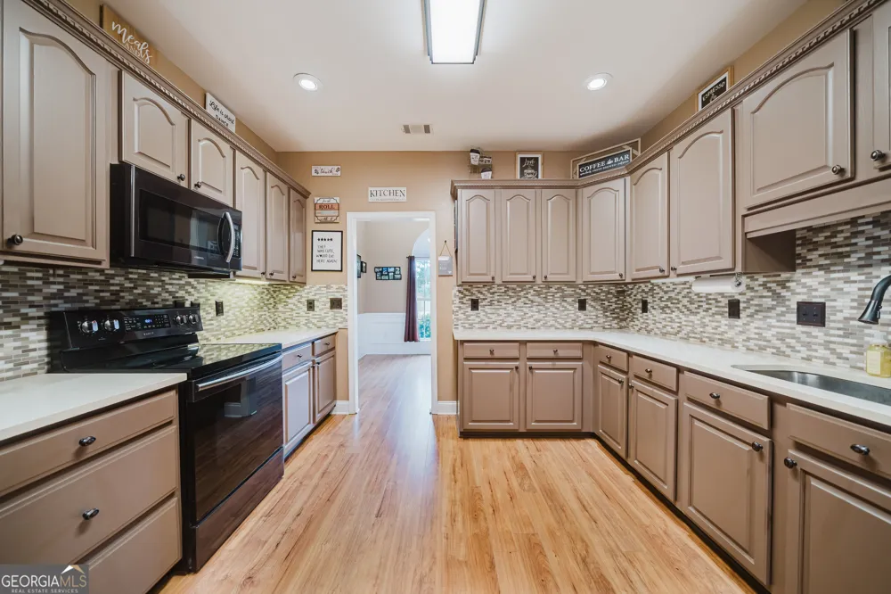 204 Mitculler CT Kathleen, GA 31047