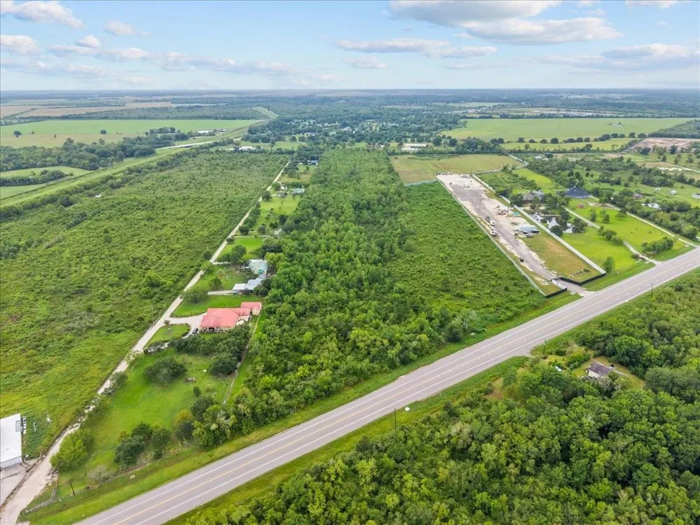 Highway 35 Alvin, TX 77584