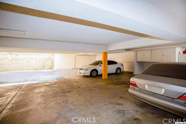 330 Cameron Place #2 Glendale, CA 91207