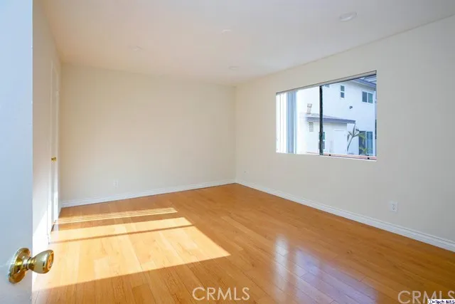 330 Cameron Place #2 Glendale, CA 91207
