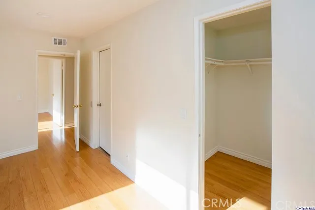 330 Cameron Place #2 Glendale, CA 91207