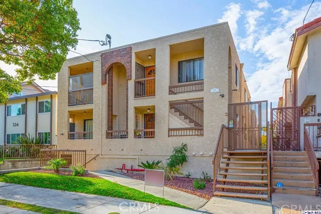 330 Cameron Place #2 Glendale, CA 91207