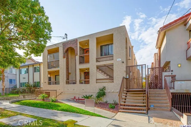 330 Cameron Place #2 Glendale, CA 91207