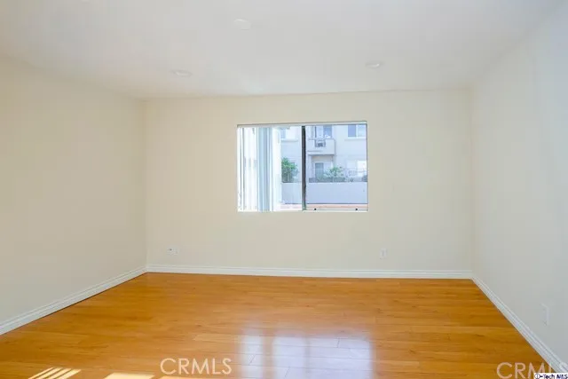 330 Cameron Place #2 Glendale, CA 91207
