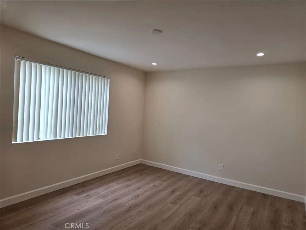 330 Cameron Place #2 Glendale, CA 91207