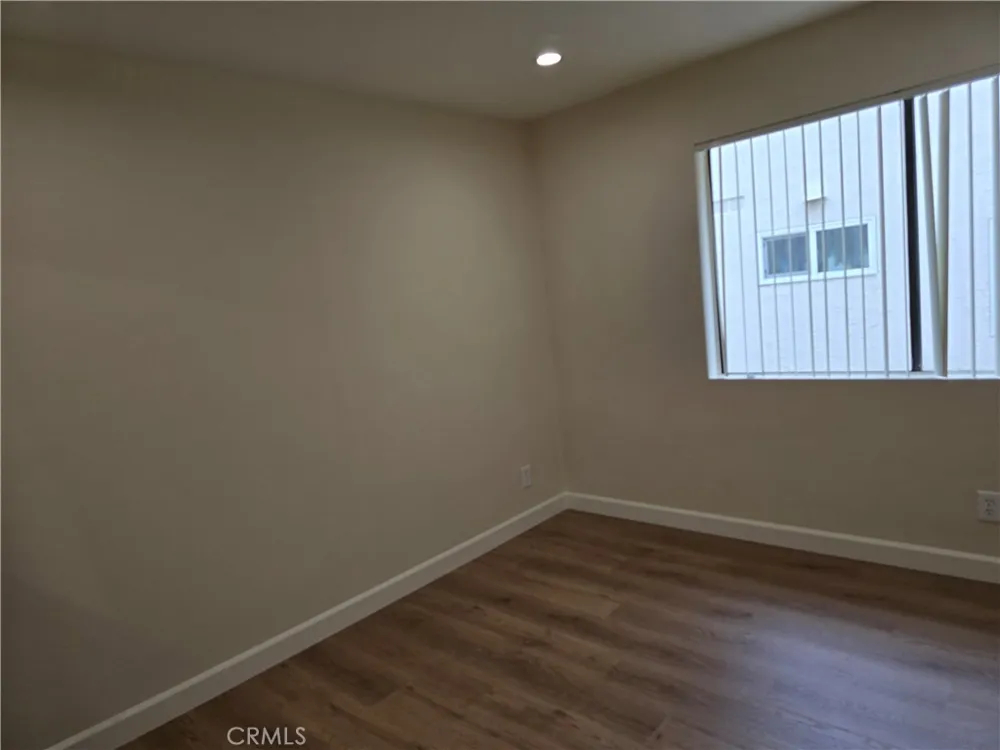 330 Cameron Place #2 Glendale, CA 91207