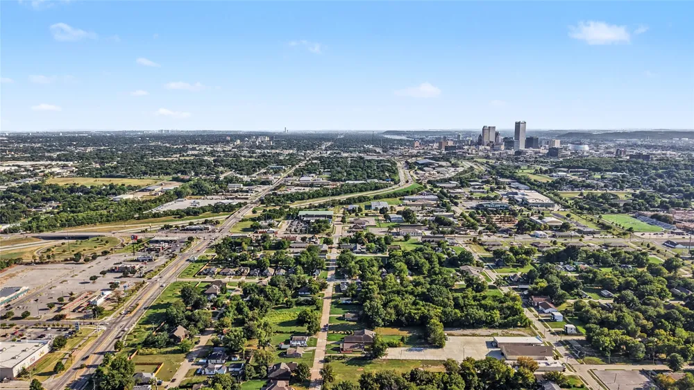 1622 Norfolk Avenue Tulsa, OK 74106