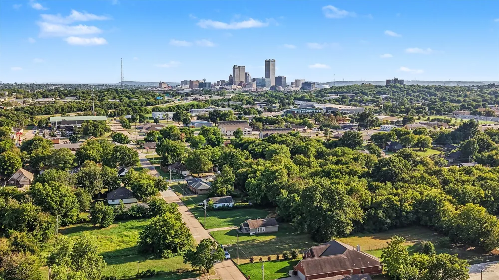 1622 Norfolk Avenue Tulsa, OK 74106