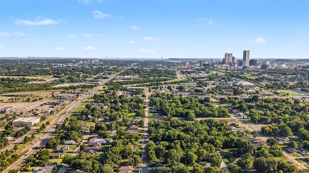 1622 Norfolk Avenue Tulsa, OK 74106