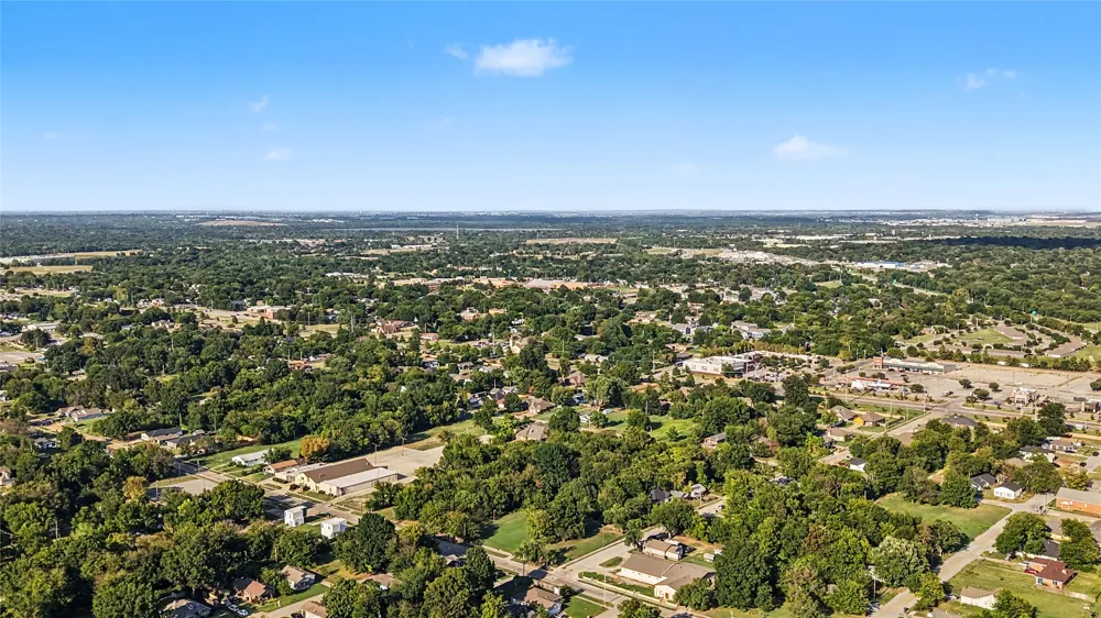 1622 Norfolk Avenue Tulsa, OK 74106