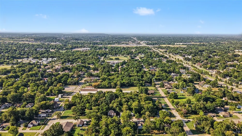 1622 Norfolk Avenue Tulsa, OK 74106