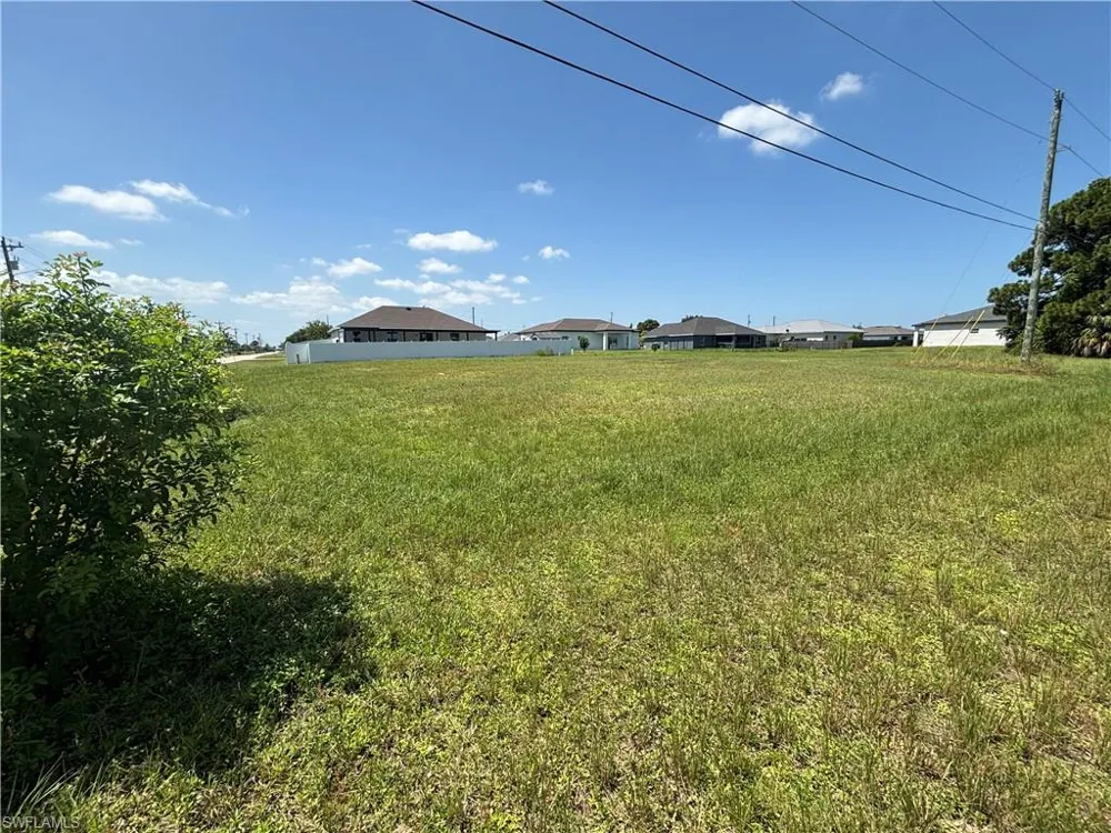 18 NW 26th Street Cape Coral, FL 33993