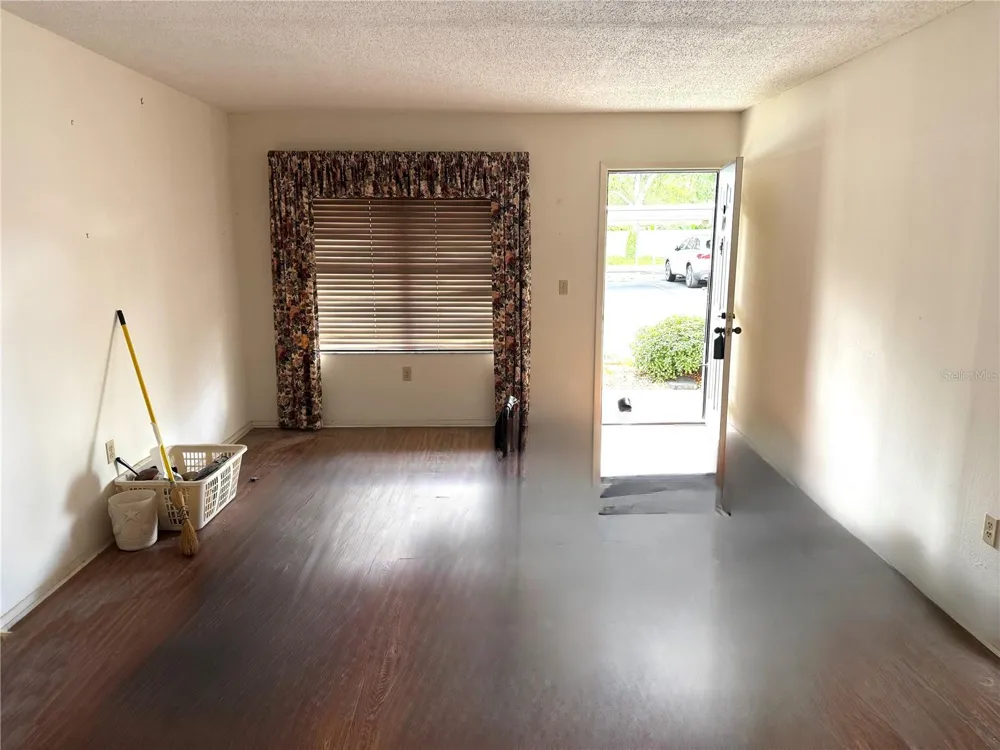625 30TH AVENUE W #G109 Bradenton, FL 34205