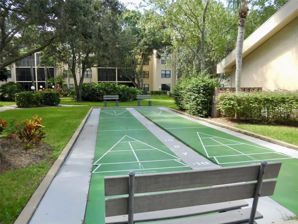 625 30TH AVENUE W #G109 Bradenton, FL 34205