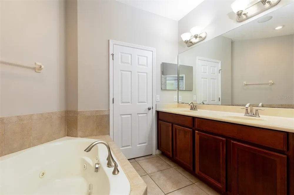 518 HARBOR WINDS COURT Winter Springs, FL 32708